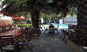 فندق R+ By