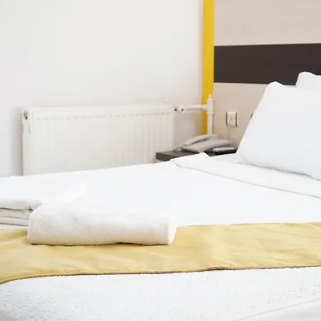 Otel R+ By 2*